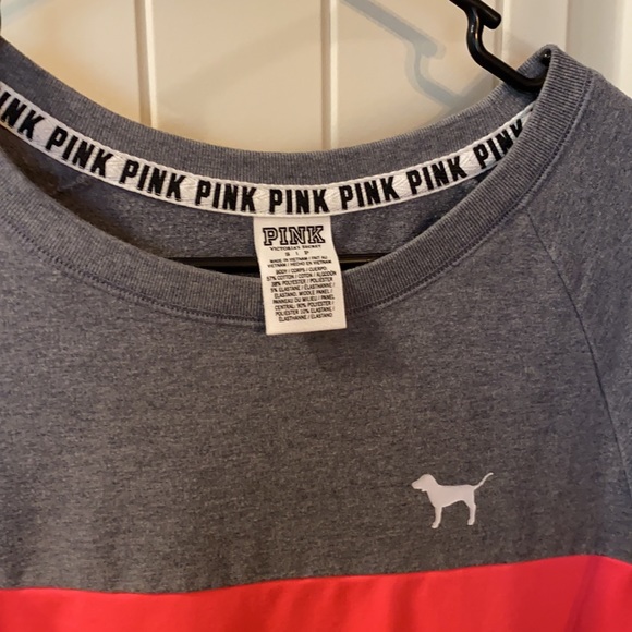 Pink sweater - Picture 2 of 3